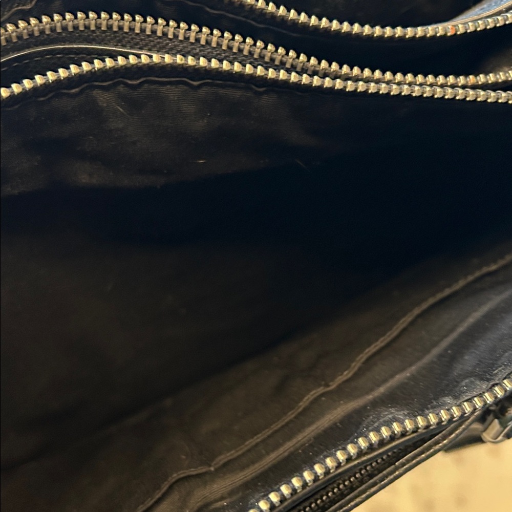 Like new condition Coach briefcase - Picture 4 of 11